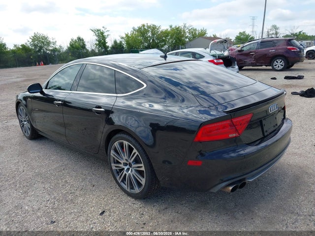2015 AUDI A7 WAUWGAFC6FN010747 Photo 2