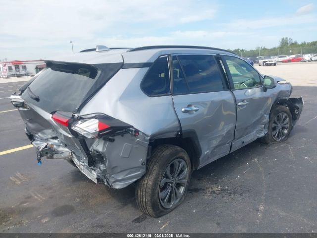 2024 TOYOTA RAV4 HYBRID JTMD6RFV7RD137157 Photo 3