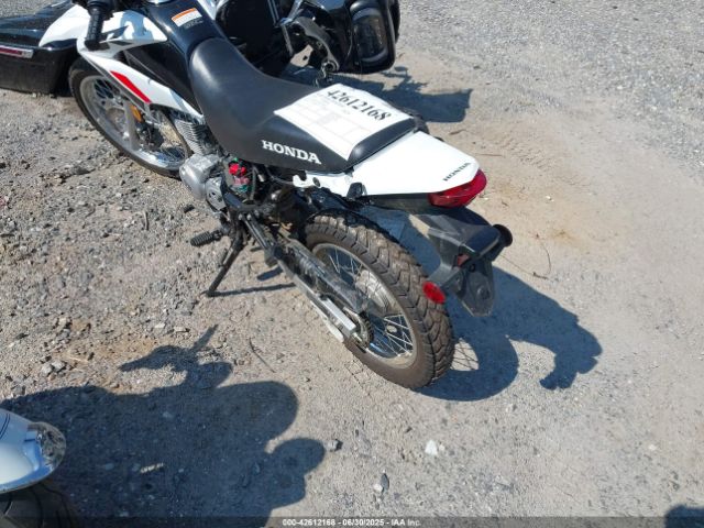 2024 HONDA XR150L 3H1KD131XRD100653 Photo 2