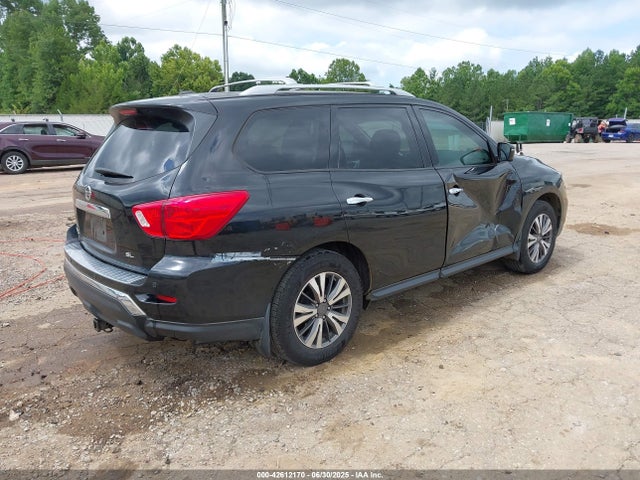 Nissan 2017 2017 5N1DR2MN7HC910579 Image 4