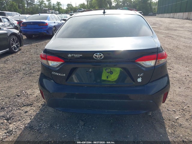 2022 Toyota Corolla Le მანქანა იყიდება აუქციონზე, vin: JTDEPMAE2NJ214704, აუქციონის ნომერი: 42612384