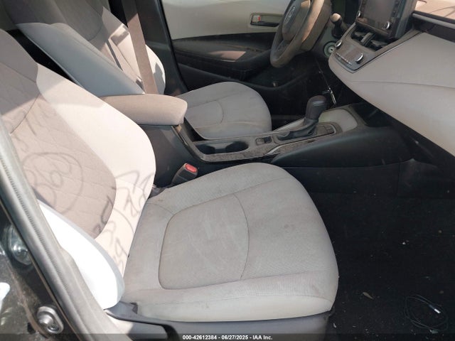 2022 Toyota Corolla Le მანქანა იყიდება აუქციონზე, vin: JTDEPMAE2NJ214704, აუქციონის ნომერი: 42612384