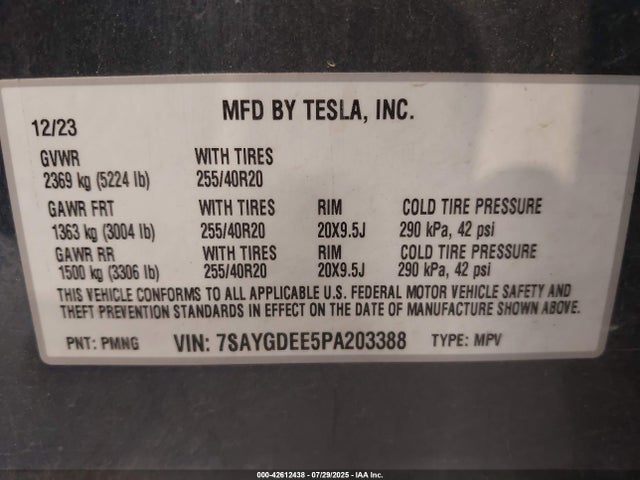 2023 TESLA MODEL Y 7SAYGDEE5PA203388 Photo 8