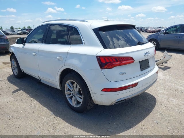 2020 AUDI Q5 WA1ANAFY4L2064439 Photo 2