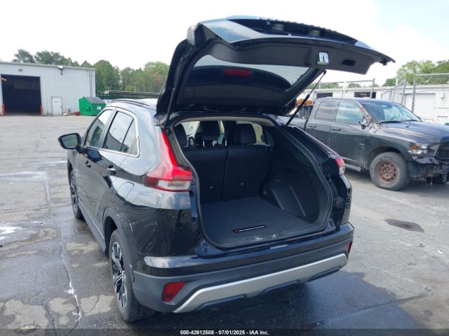 2022 MITSUBISHI ECLIPSE CROSS JA4ATWAA0NZ003015 Photo 2