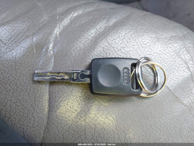 1998 AUDI A4 WAUGD28DXWA173627 Photo 10