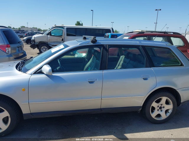 1998 AUDI A4 WAUGD28DXWA173627 Photo 5