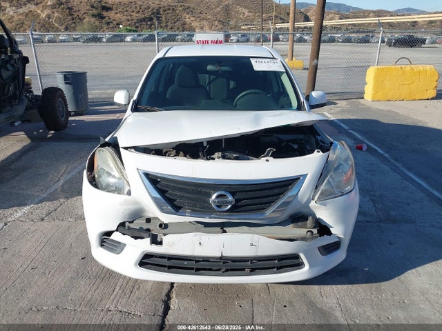 3N1CN7AP3EL823537 Nissan 2014