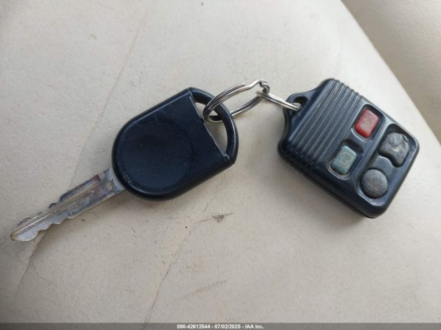 2006 FORD CROWN VICTORIA 2FAHP74W16X166890 Photo 10