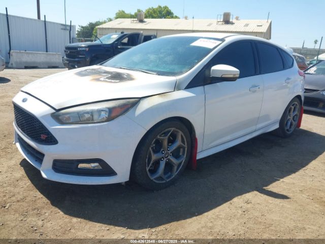 2017 FORD FOCUS ST 1FADP3L98HL260705 Photo 1