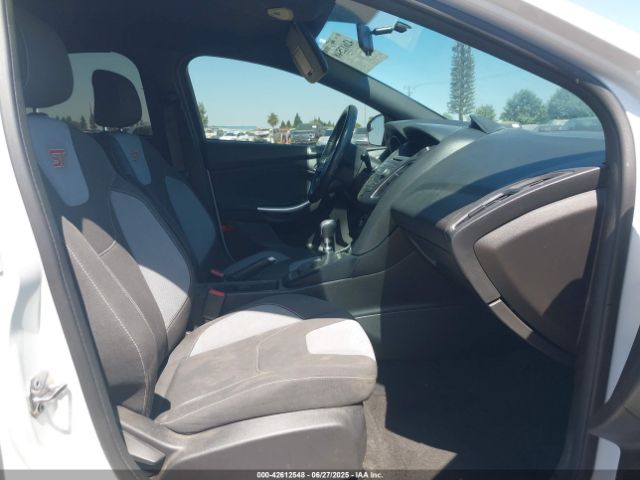 2017 FORD FOCUS ST 1FADP3L98HL260705 Photo 4