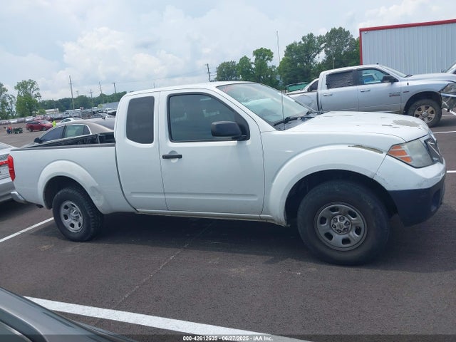 Nissan Frontier 2016 1N6BD0CT8GN724001 Image 13