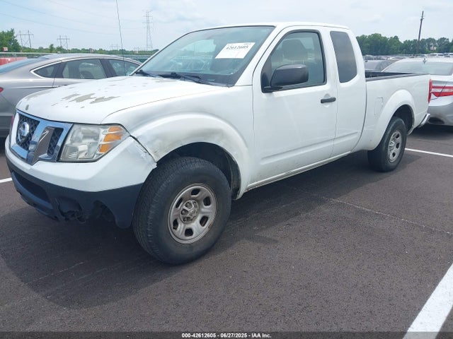 Nissan Frontier 2016 1N6BD0CT8GN724001 Image 2