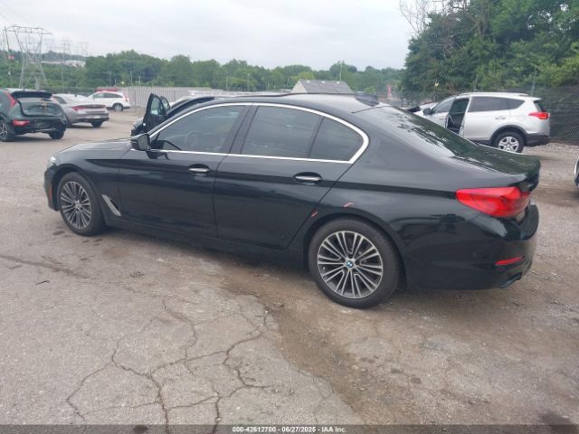 2017 BMW 540I WBAJE7C30HG888818 Photo 2