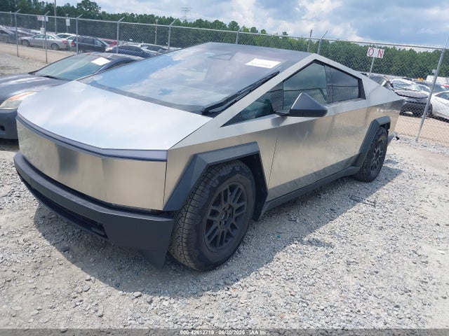 2024 TESLA CYBERTRUCK 7G2CEHED7RA041629 Photo 1