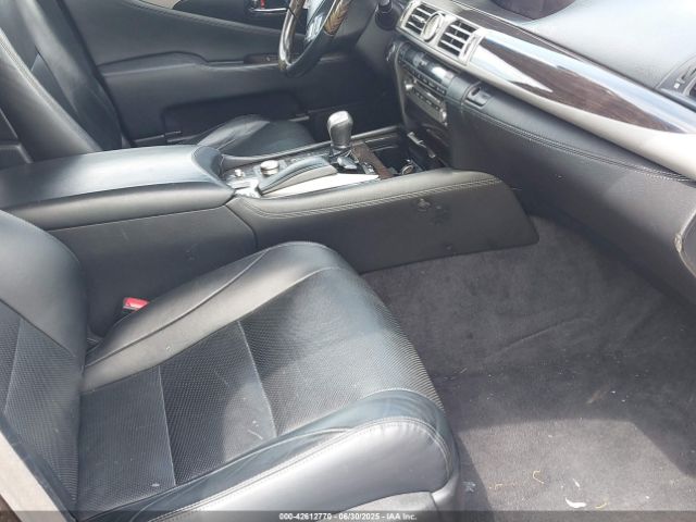 2014 LEXUS LS 460 JTHDL5EF5E5006176 Photo 4
