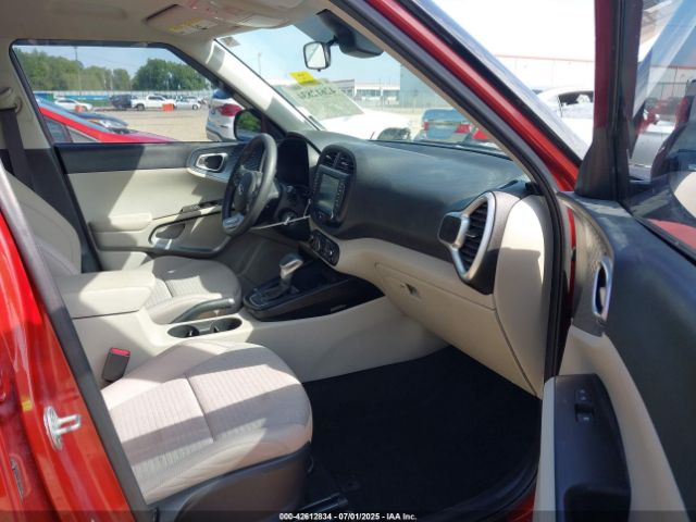 2021 KIA SOUL KNDJ23AU3M7772345 Photo 4