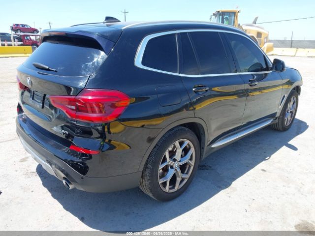 2021 BMW X3 5UXTY3C02M9F65288 Photo 3