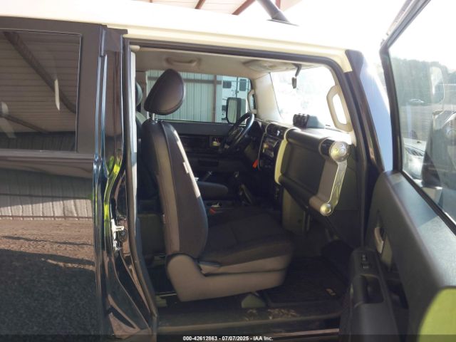 2007 TOYOTA FJ CRUISER JTEBU11F070007123 Photo 4