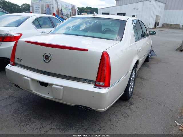 2011 CADILLAC DTS 1G6KD5E60BU120709 Photo 3