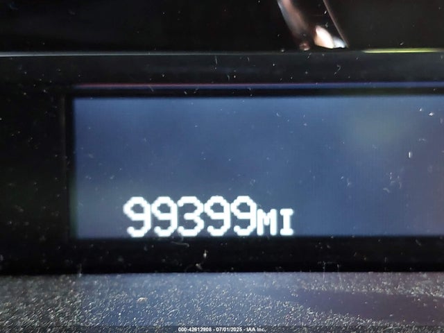 2011 CADILLAC DTS 1G6KD5E60BU120709 Photo 6