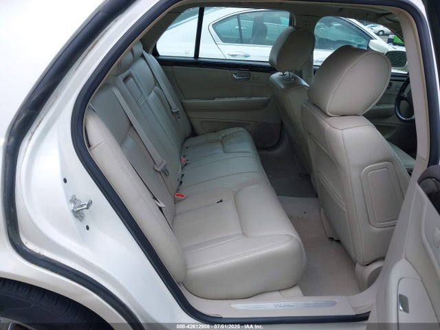 2011 CADILLAC DTS 1G6KD5E60BU120709 Photo 7