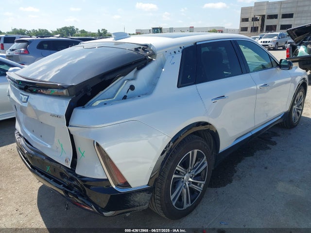 2024 CADILLAC LYRIQ 1GYKPPRK2RZ100251 Photo 3