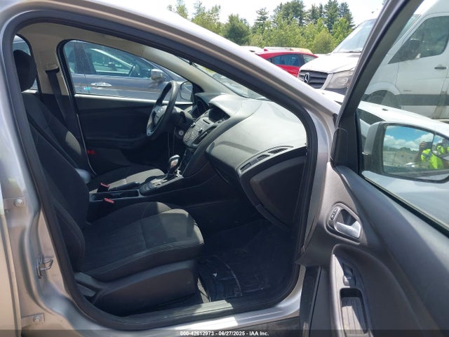 Ford 2016 2016 1FADP3F23GL390341 Image 5