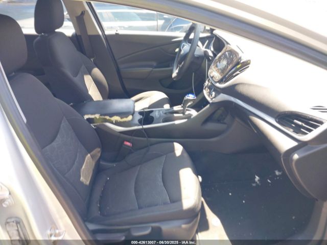 2018 CHEVROLET VOLT 1G1RC6S56JU137084 Photo 4