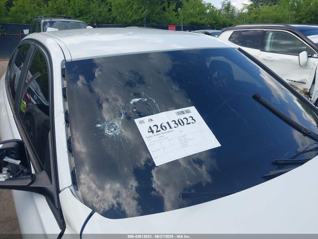 WBA3B1G5XFNT02306 BMW 320i