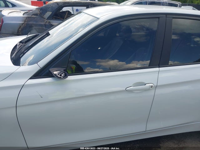 WBA3B1G5XFNT02306 BMW 320i