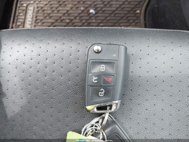 2020 VOLKSWAGEN TIGUAN 3VV2B7AX6LM062531 Photo 10