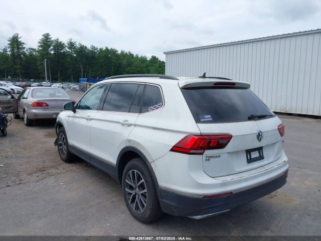 2020 VOLKSWAGEN TIGUAN 3VV2B7AX6LM062531 Photo 2