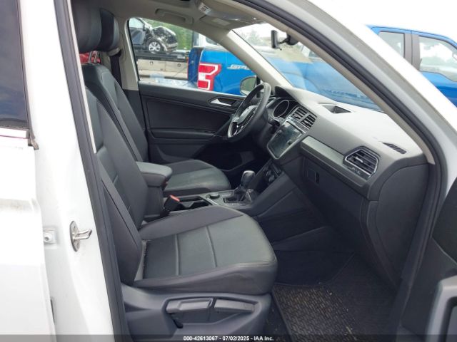 2020 VOLKSWAGEN TIGUAN 3VV2B7AX6LM062531 Photo 4