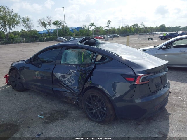 2025 TESLA MODEL 3 5YJ3E1EA9SF925113 Photo 5