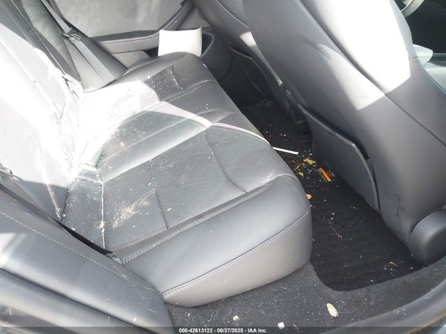 2025 TESLA MODEL 3 5YJ3E1EA9SF925113 Photo 7