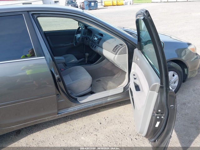 Aukcja sprzedaży 2002 Toyota Camry Le, vin: JTDBE32K320103653, numer aukcji: 42613155