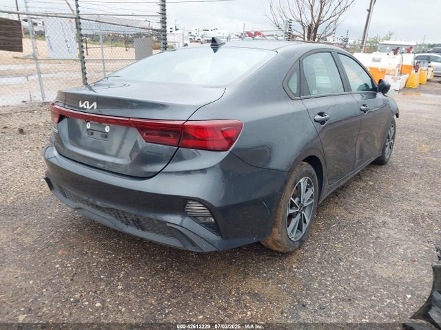 3KPF24AD3RE768492 KIA mpi nu
