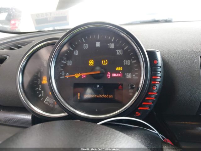 2017 MINI CLUBMAN WMWLN9C32H2E49592 Photo 6