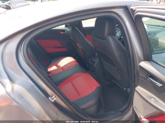 2018 JAGUAR XE SAJAL4EV8JCP24169 Photo 7