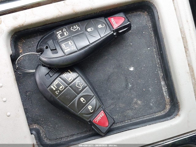 2C4RC1BG9GR198754 Chrysler Town and Country
