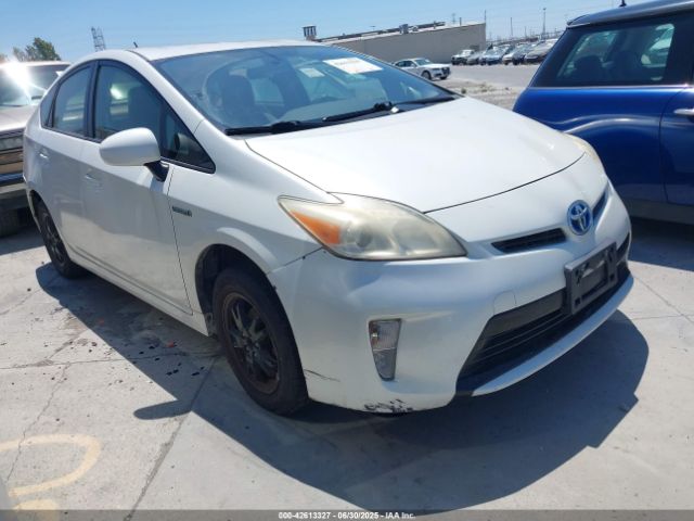 2014 TOYOTA PRIUS JTDKN3DU6E1739402