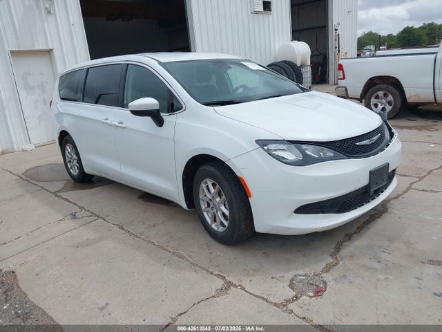 2023 CHRYSLER VOYAGER 2C4RC1CG3PR567798