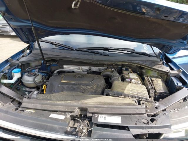 2018 VOLKSWAGEN TIGUAN 3VV5B7AX3JM034258 Photo 9