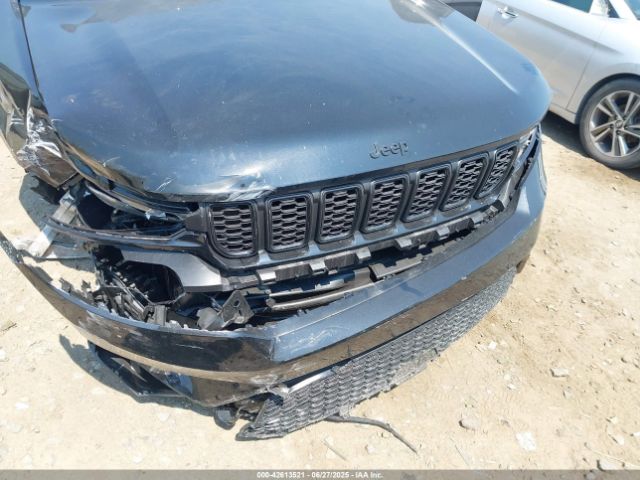 2024 JEEP GRAND CHEROKEE 1C4RJHAG5RC252675 Photo 5