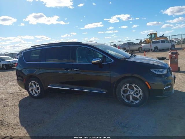 2023 Chrysler Pacifica Limited მანქანა იყიდება აუქციონზე, vin: 2C4RC1GG9PR623690, აუქციონის ნომერი: 42613573