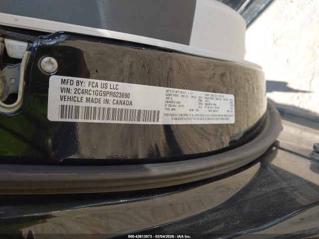 2023 Chrysler Pacifica Limited მანქანა იყიდება აუქციონზე, vin: 2C4RC1GG9PR623690, აუქციონის ნომერი: 42613573