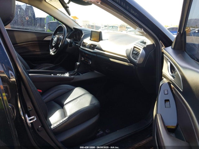 3MZBN1V35JM201505 Mazda py