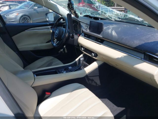2018 MAZDA MAZDA6 JM1GL1VM0J1321250 Photo 4