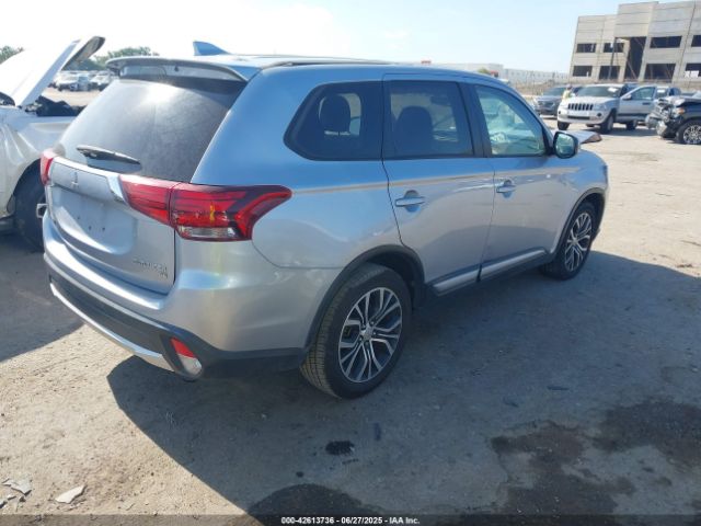 2017 MITSUBISHI OUTLANDER JA4AD3A3XHZ040090 Photo 3